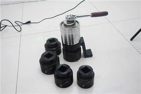 管道小型大扭矩省力扳手