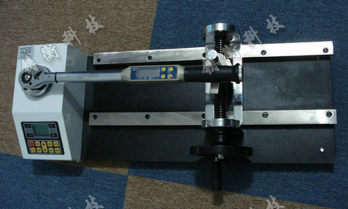 扭矩扳手檢定儀圖片